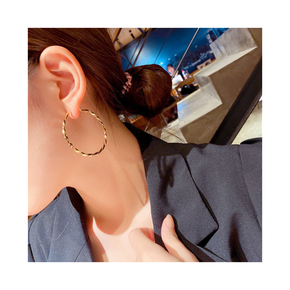 (60mm) Elegant Twisted 14K Gold Round Hoop Earrings