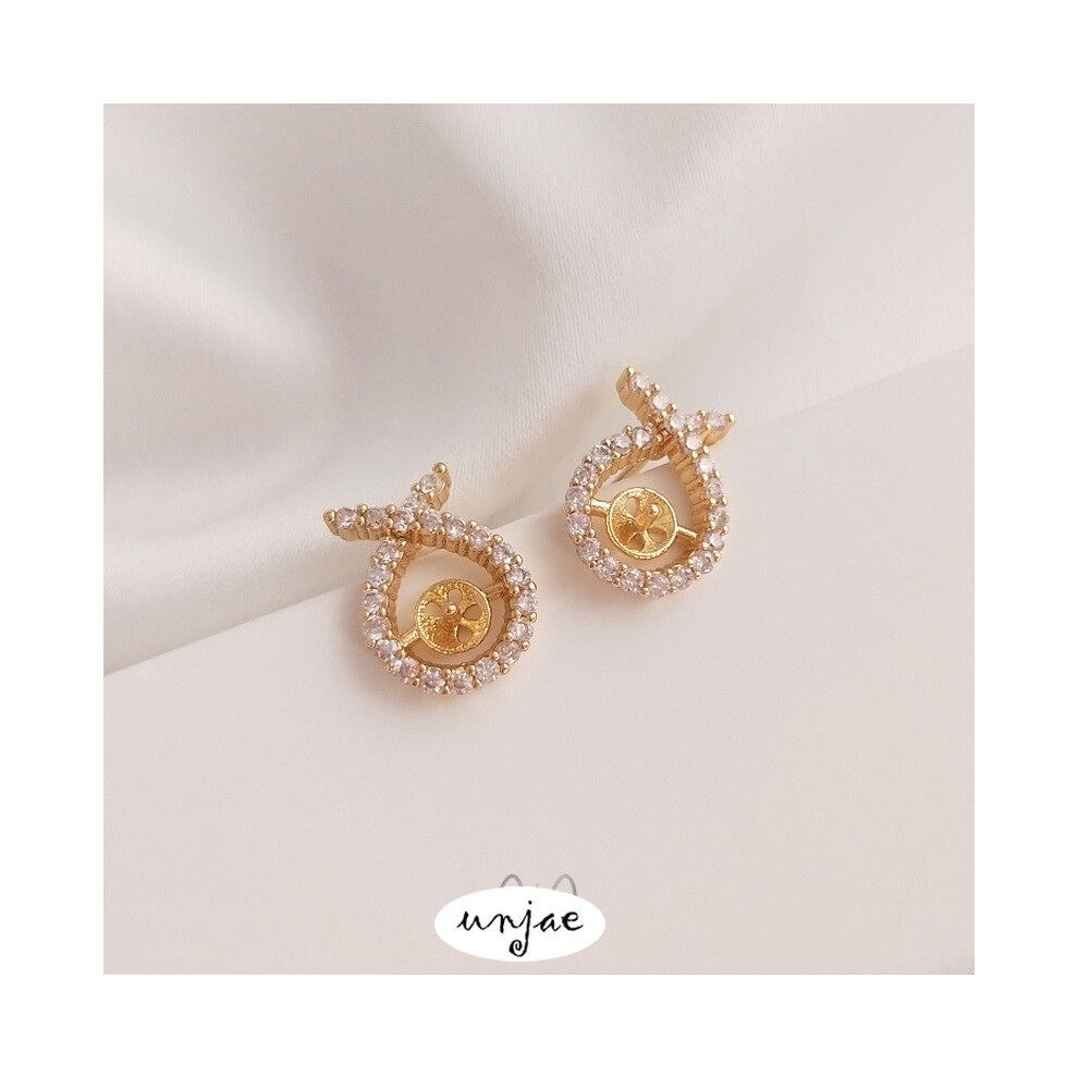 Color-preserving 14K gold-coated inlaid zirconium small fish-shaped half-hole bead earrings 925 silver needle diy pearl earrings - Image 4