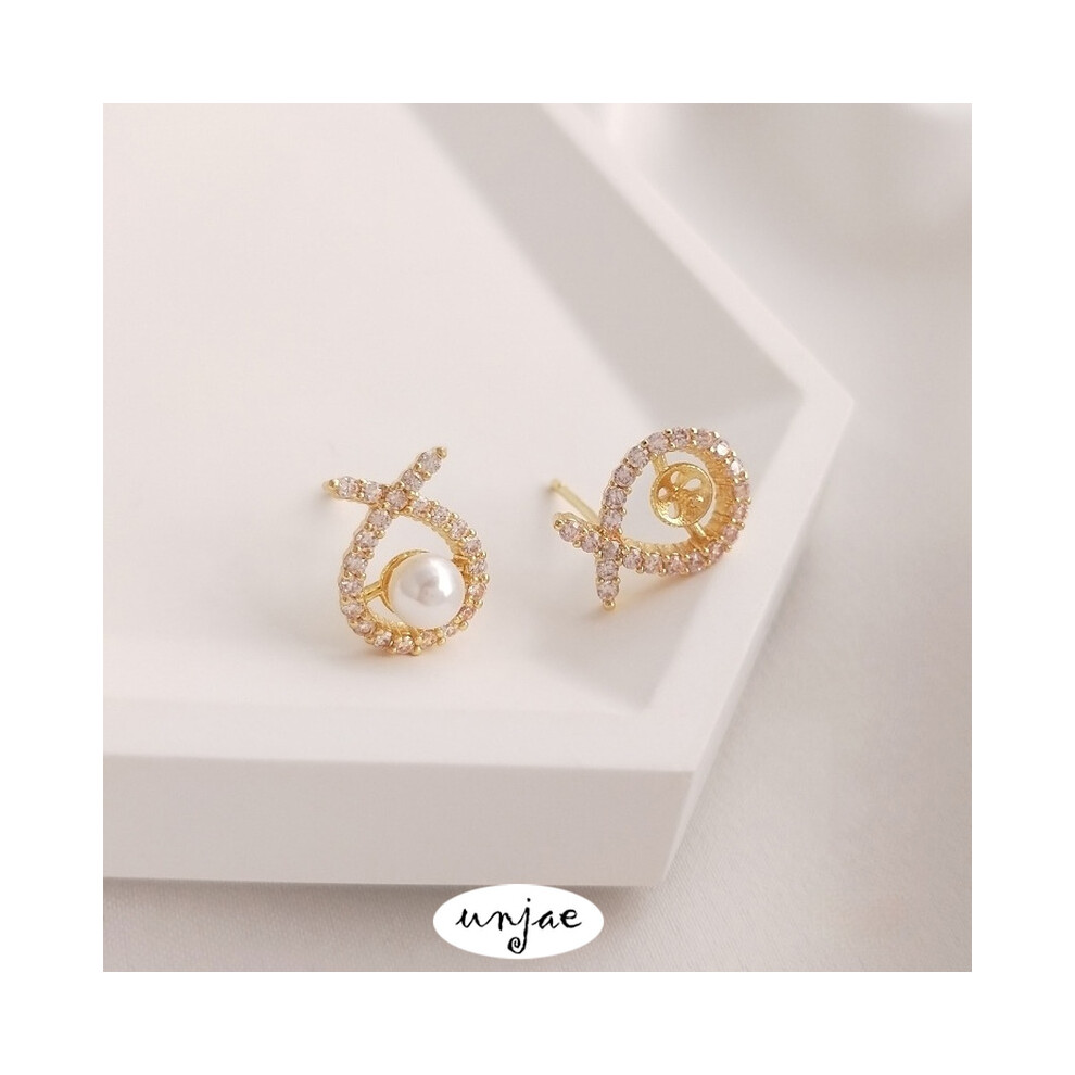 Color-preserving 14K gold-coated inlaid zirconium small fish-shaped half-hole bead earrings 925 silver needle diy pearl earrings - Image 5