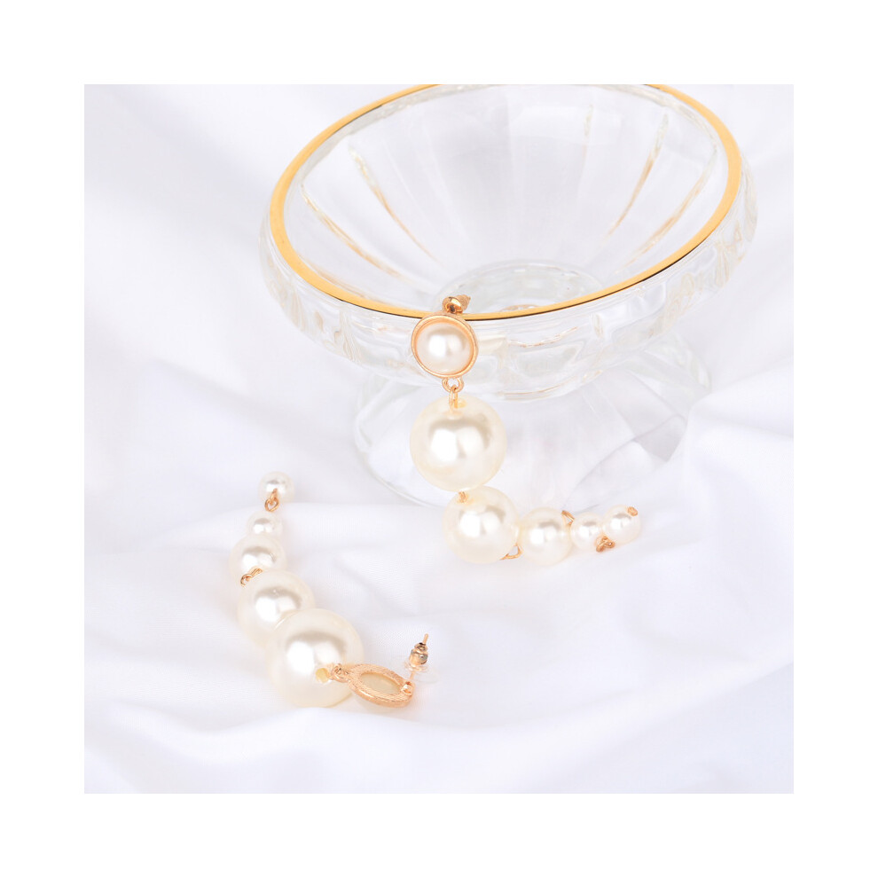 Elegant Long Pearl Earrings With Gradient Design Chic And Stylish Accessories - Image 5