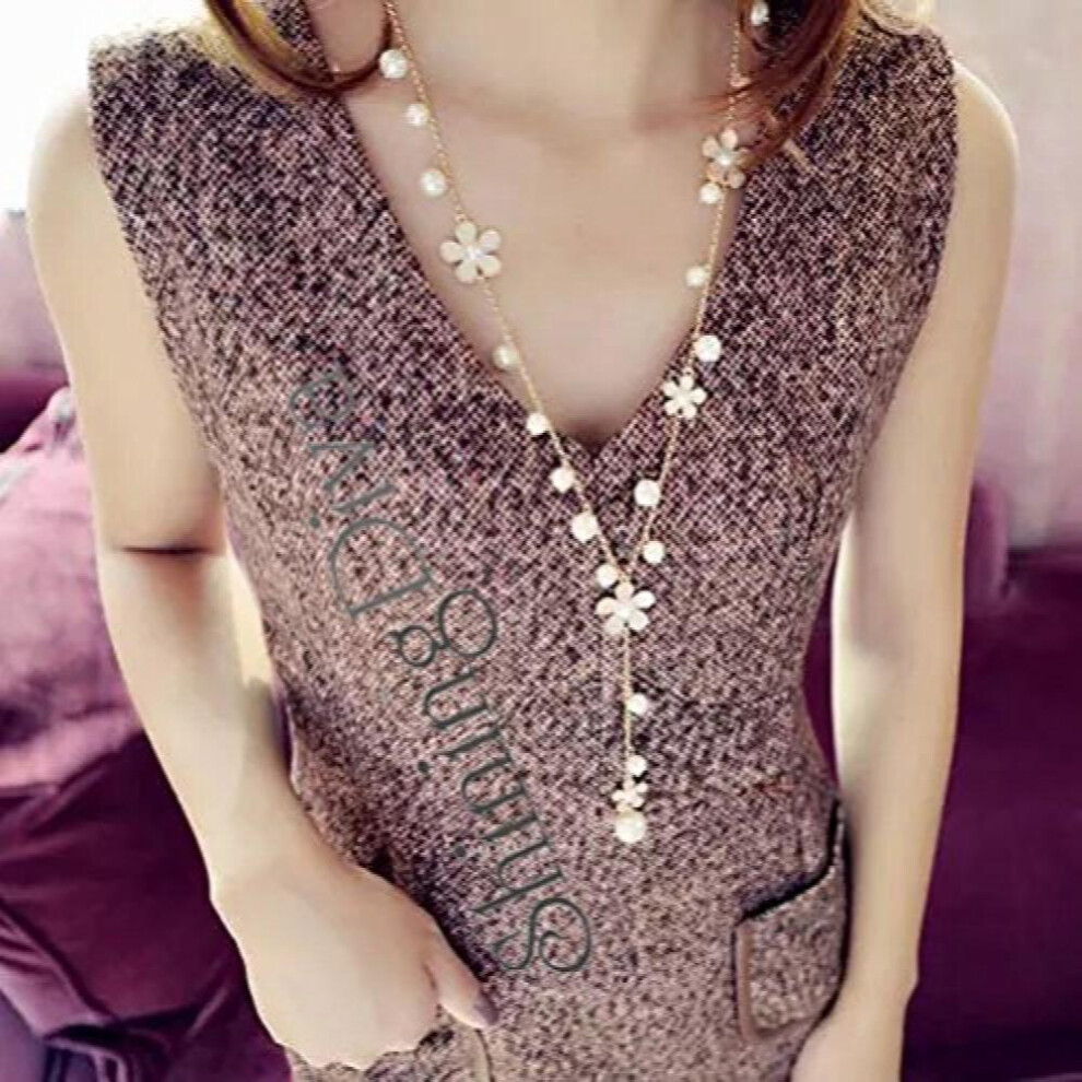 Jewellery Pearl and Florals Base Metal Pendent Long Chain Pendant Stylish Necklace for (White, en) - Image 4