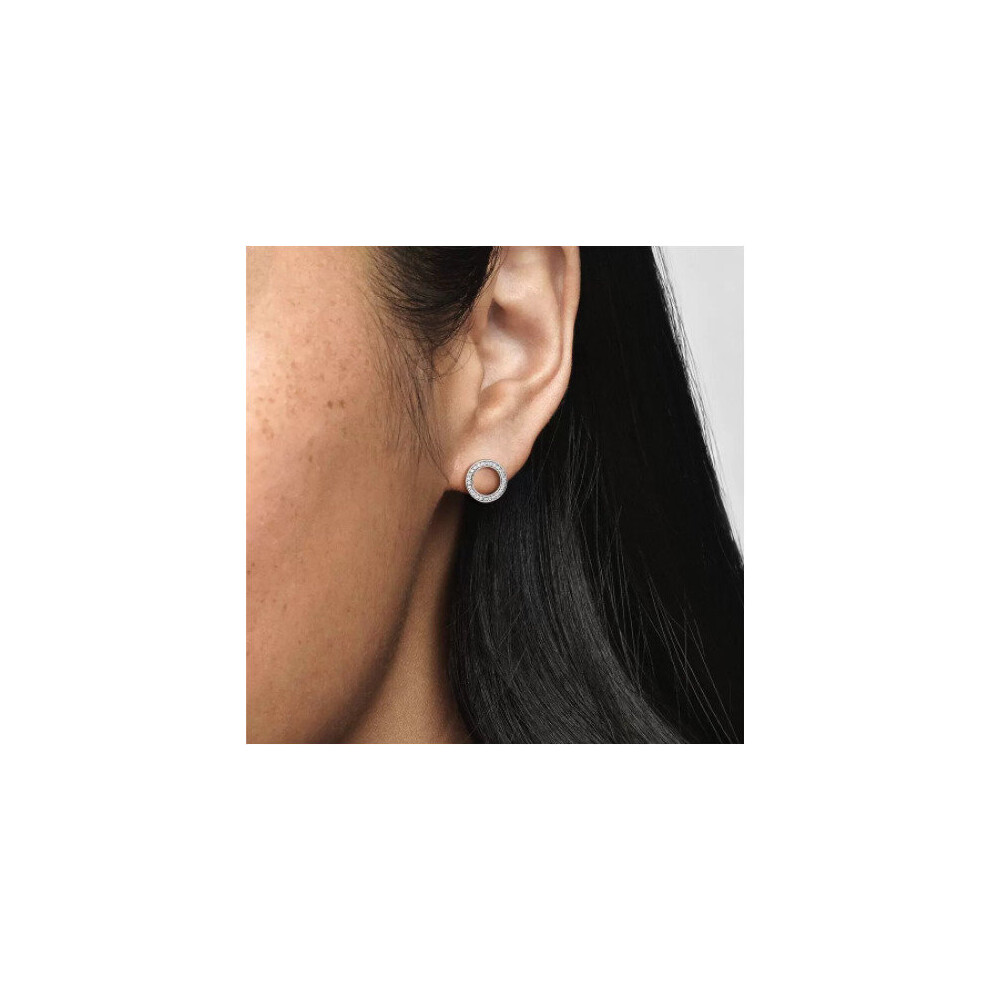 (silver) Pandora Sparkling Circle Stud Earrings - Image 2