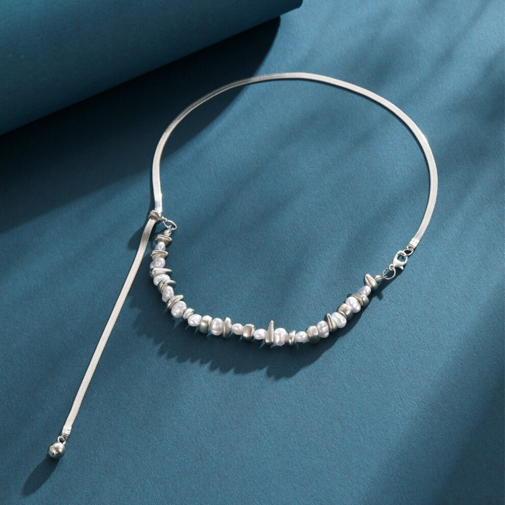 Stylish Irregular Shattered Silver And Pearl Necklace Dazzling Geometric Snake Chain