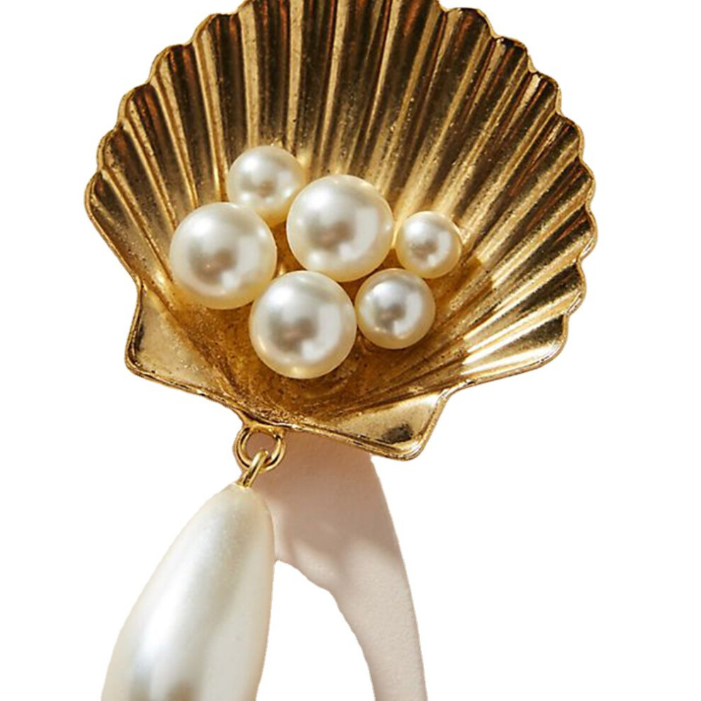 Trendy Pearl Earrings Natural Shell Design Ideal Fashion Accessory - Image 7